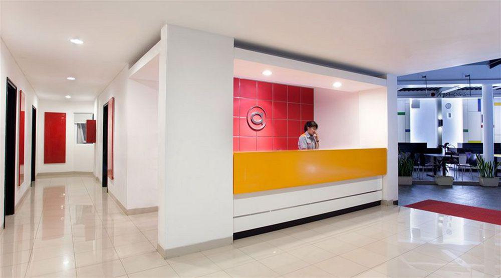 Amaris Hotel Cimanuk Бандунг Інтер'єр фото